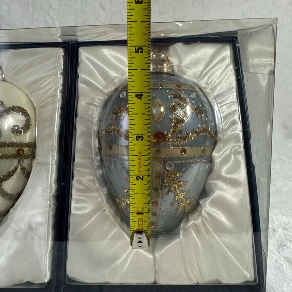 Hand Decorated Glass Ornaments 2 Pack Egg shape elegant Christmas holiday - Picture 6 of 6